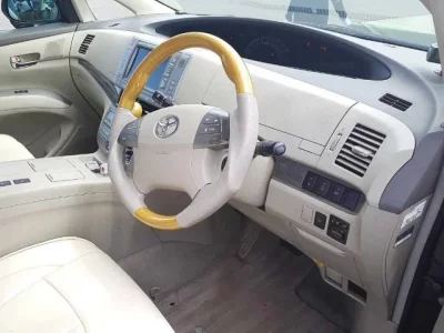 Toyota ESTIMA HYBRID