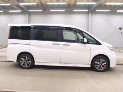 Honda STEP WAGON