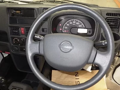 Nissan CLIPPER TRUCK