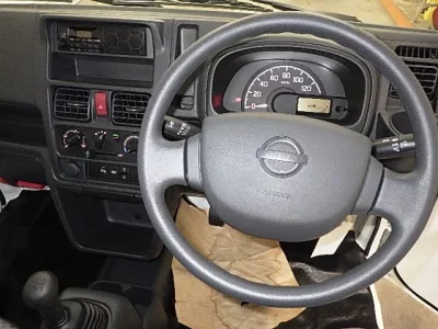 Nissan CLIPPER TRUCK