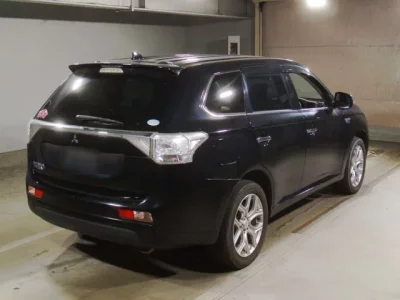 Mitsubishi OUTLANDER PHEV