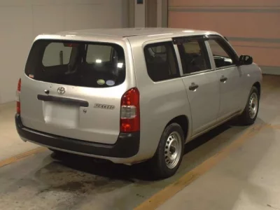 Toyota SUCCEED
