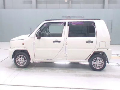 Daihatsu NAKED
