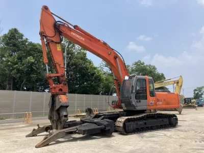 HITACHI ZX230