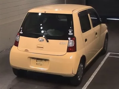 Daihatsu Esse