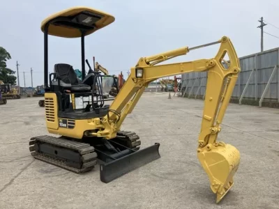 KOMATSU PC18MR-2