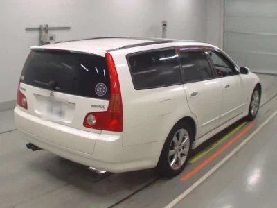 Nissan STAGEA