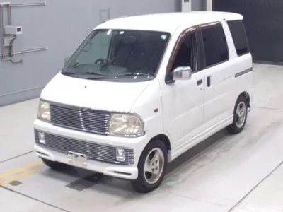 Daihatsu Atrai Wagon