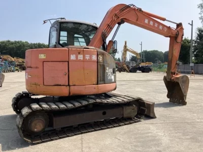 HITACHI ZX75US-A