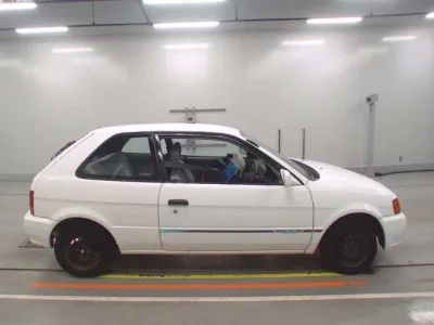 Toyota COROLLA2