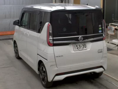 Nissan ROOX