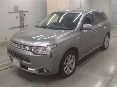 Mitsubishi OUTLANDER PHEV