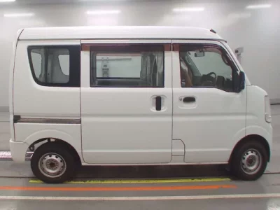 Mitsubishi MINICAB VAN