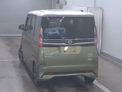 Nissan ROOX