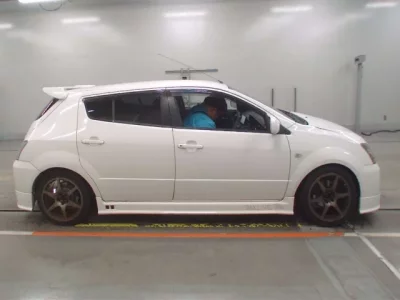 Toyota WILL VS