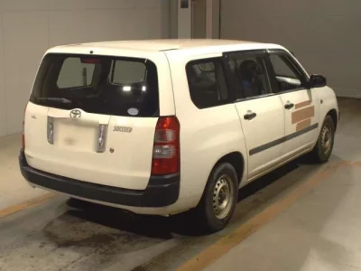 Toyota SUCCEED