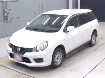 Nissan AD