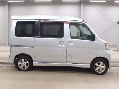 Daihatsu Atrai Wagon