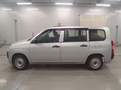Toyota SUCCEED