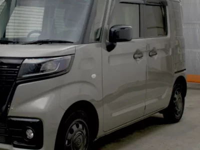 Suzuki SPACIA BASE