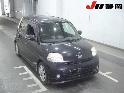 Daihatsu Esse