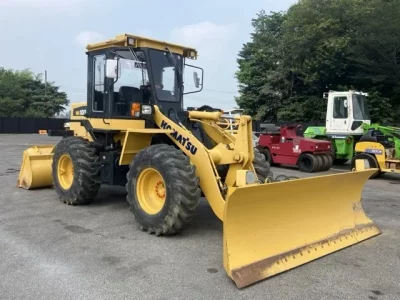 KOMATSU WA100-1