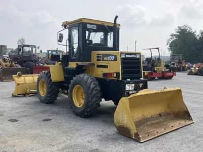 KOMATSU WA100-1