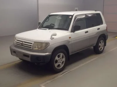 Mitsubishi PAJERO IO