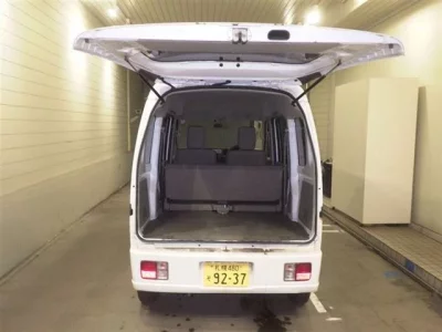 Nissan CLIPPER VAN