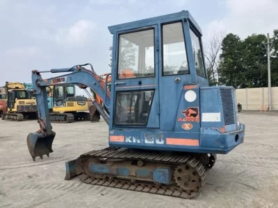 KUBOTA KH-60