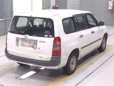 Toyota SUCCEED