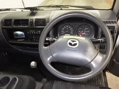Mazda BONGO VAN