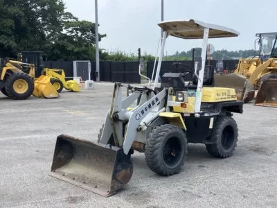KOMATSU WA20-2