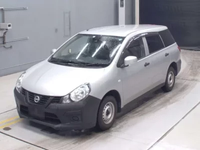 Nissan AD