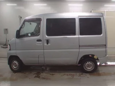 Nissan CLIPPER VAN