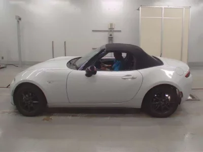 Mazda ROADSTER