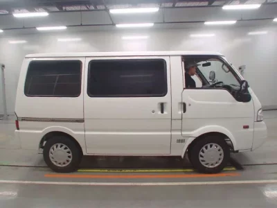 Mazda BONGO VAN
