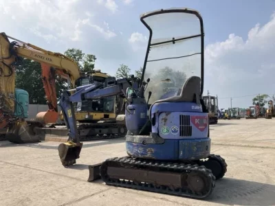 KOMATSU PC10UU-3