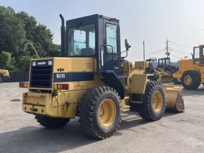 KOMATSU WA100-1