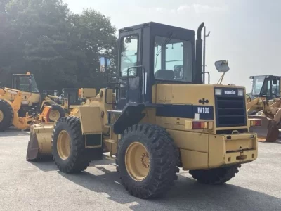 KOMATSU WA100-1
