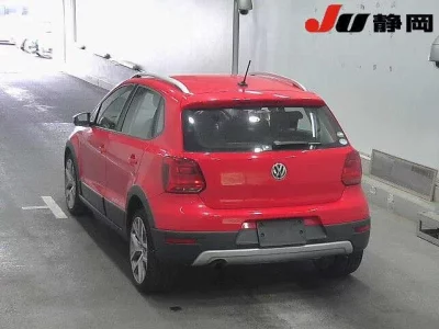 Volkswagen CROSS POLO