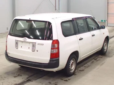 Toyota SUCCEED