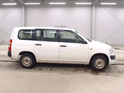 Toyota SUCCEED