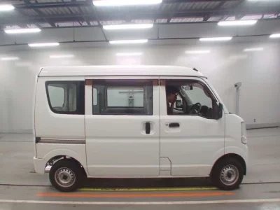 Mitsubishi MINICAB VAN