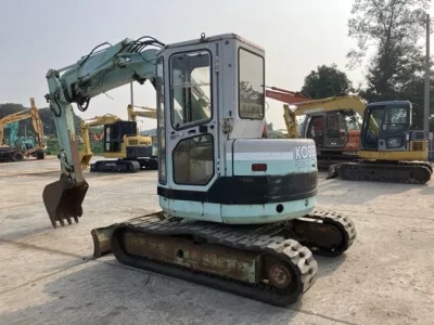 KOBELCO SK50UR
