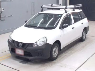 Nissan AD