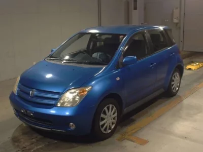 Toyota IST