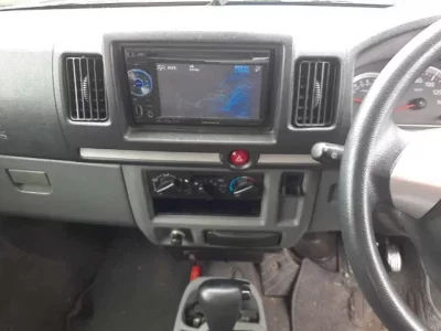 Nissan CLIPPER RIO