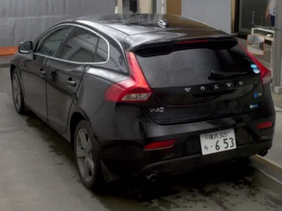 Volvo V40