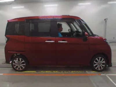 Toyota TANK